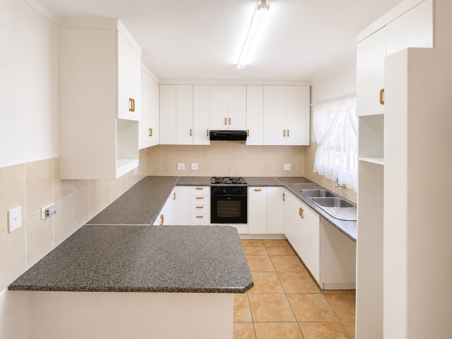 3 Bedroom Property for Sale in Blanco Western Cape